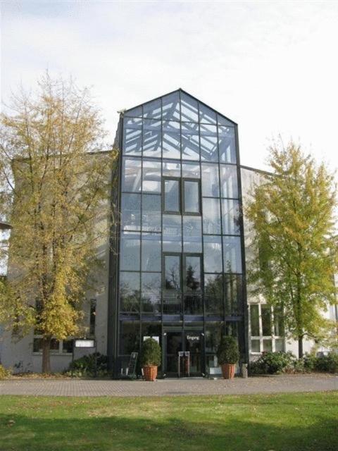 Sportpark Bad Nauheim Hotel Exterior foto